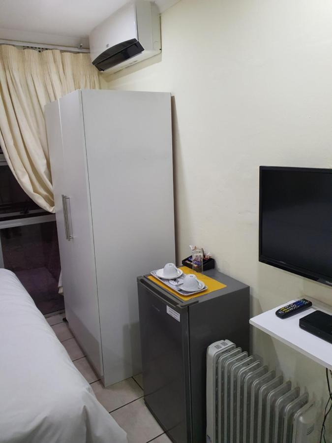 Sunnyridge Lodge Ист-Лондон Экстерьер фото